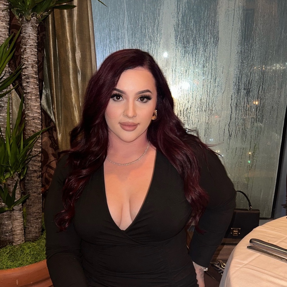 Meet your Posher, Tina